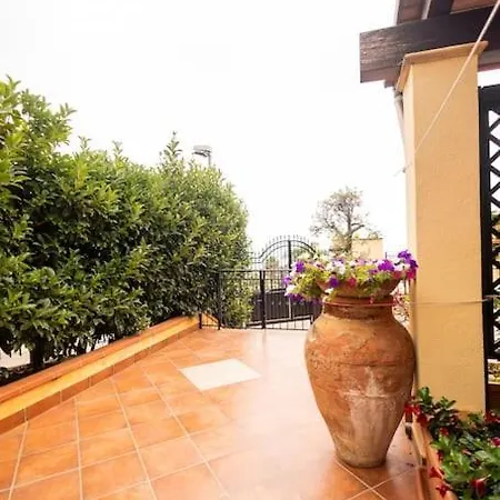 Carmen Villa Mandra Capreria